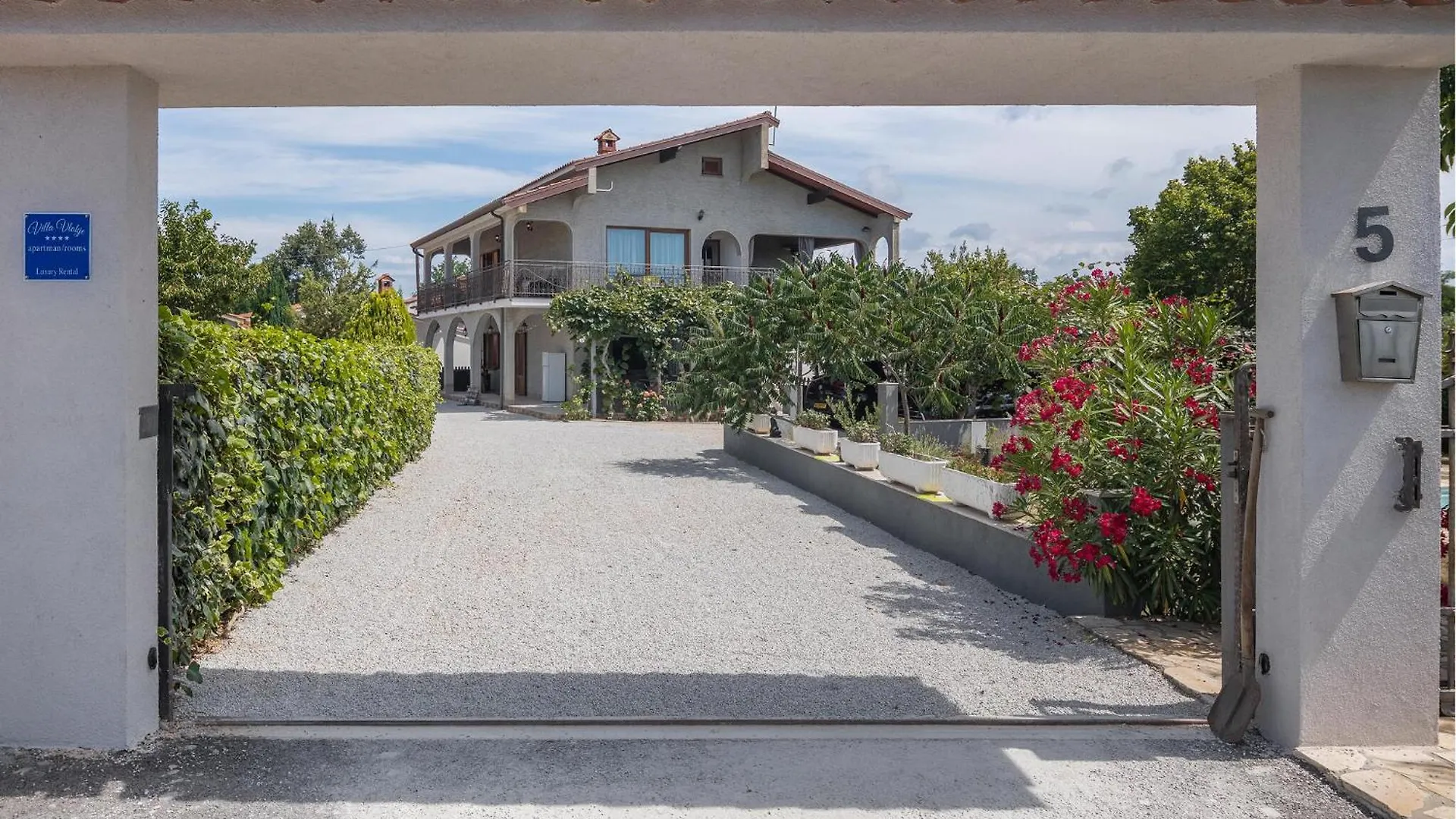 Gorgeous Apartment In Micetici With Wifi Ladrovici 0*,  Croatia